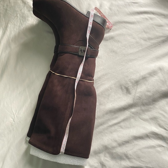 New Dressbarn Brandy knee high boots - Picture 2 of 9